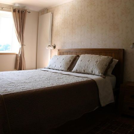 Millenium House 1 Bed and Breakfast Jezerce Exteriör bild
